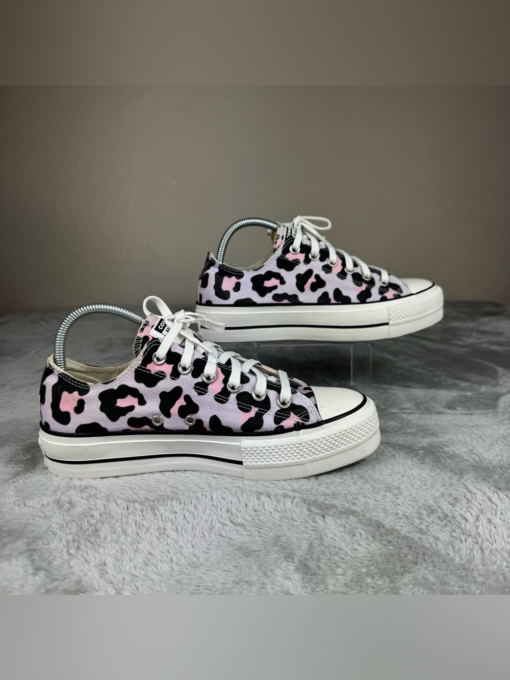 Converse Chuck Taylor All Star Leopard Platform Low Top - Picture 4 of 15